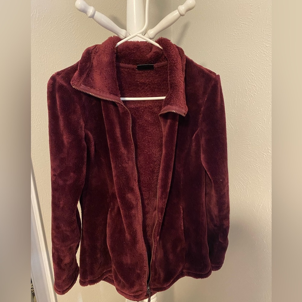 Fuzzy jacket for the cold weather, like new 👍